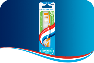 Cepillo de dientes para adultos de Aquafresh