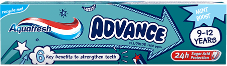 Aquafresh Advance toothpaste mint green packaging.