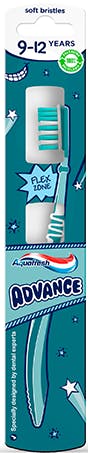 Aquafresh Advance Teeth toothbrush in mint green/white design and a playful blue packaging.