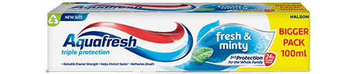 Aquafresh Triple Protection Fresh & Minty toothpaste packaging with blue accent.