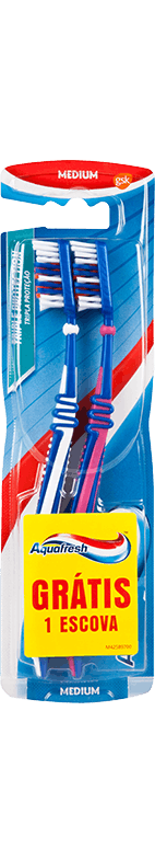 Aquafresh Intense Clean medium toothbrush in silver/white colour combination with Aquafresh colors on the packaging.