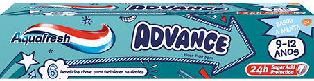 Aquafresh Advance toothpaste mint green packaging.