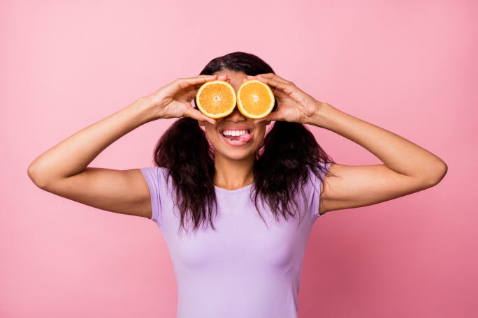 Vitamina C per la pelle: i principali benefici