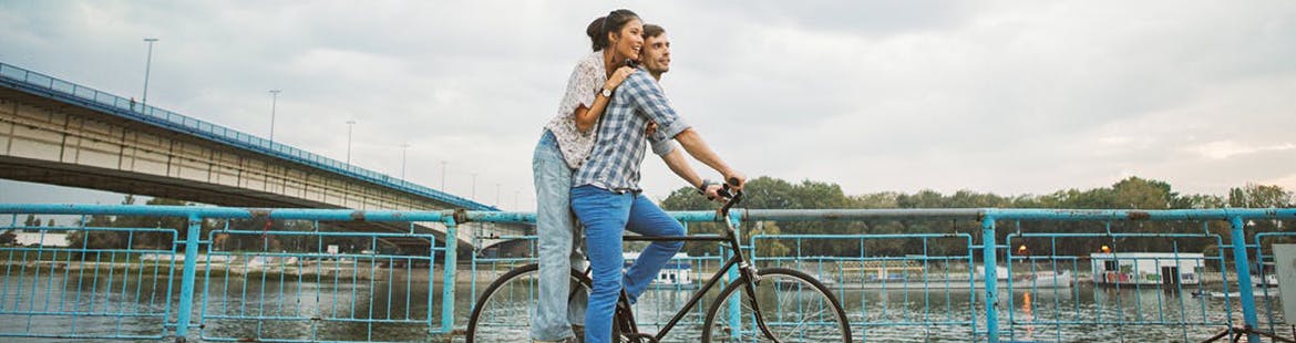 Bike riding on a migraine-free date