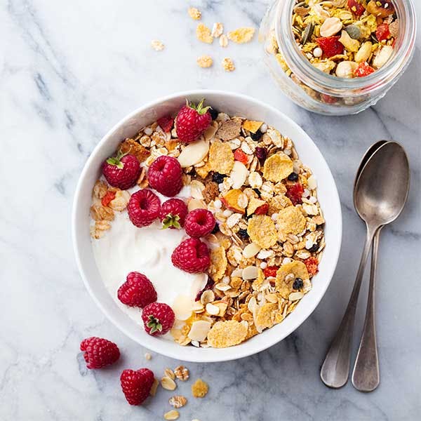 Cereal with yogurt and berries