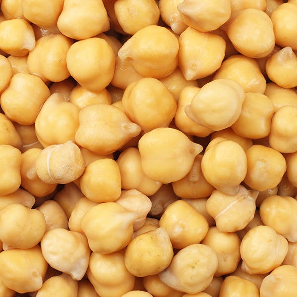 A circle of chickpeas