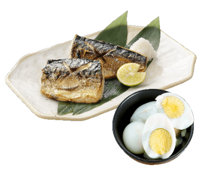 焼き魚とゆで卵の写真