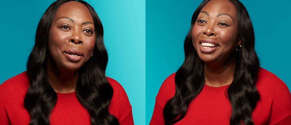 Με την Corega η Lynn  χαμογελάει με αυτοπεποίθηση