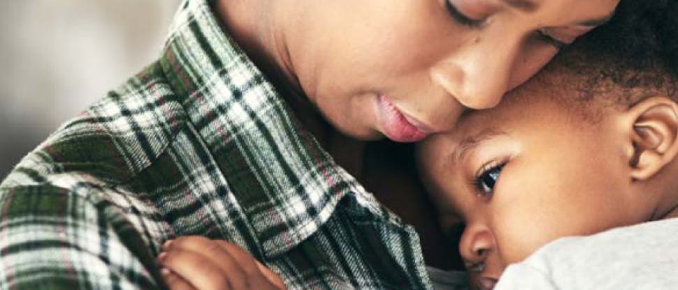 Μητέρα και βρέφος με πυρετό