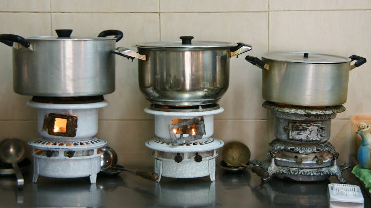  Kerosene cookers