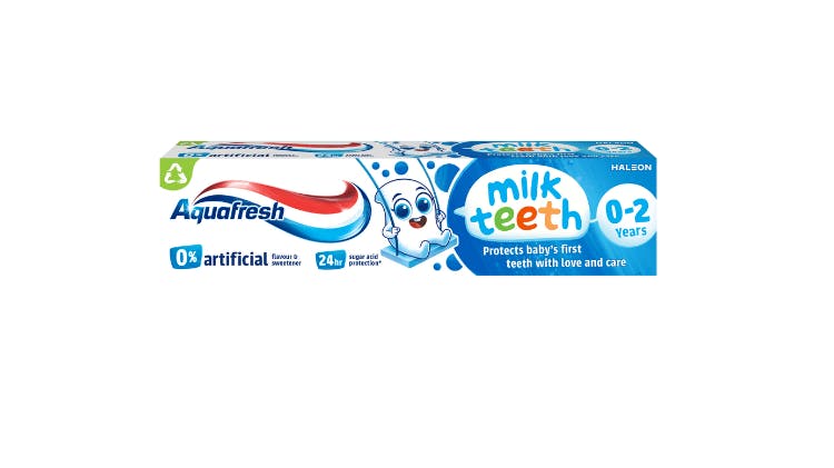 Aquafresh Milk teeth pack shot