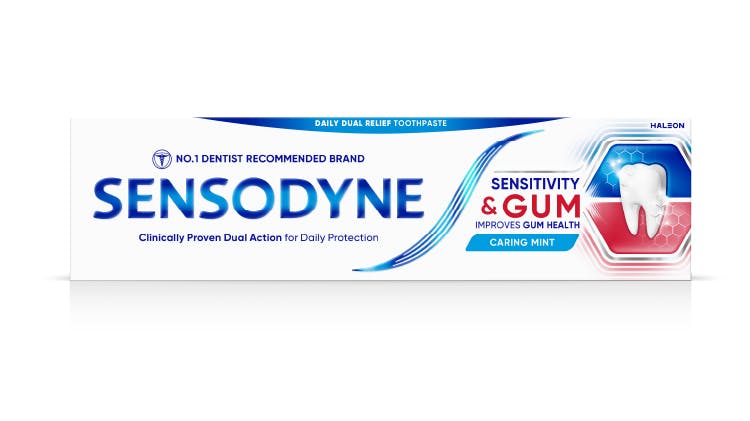 Sensodyne Sensitivity & Gum toothpaste packshot
