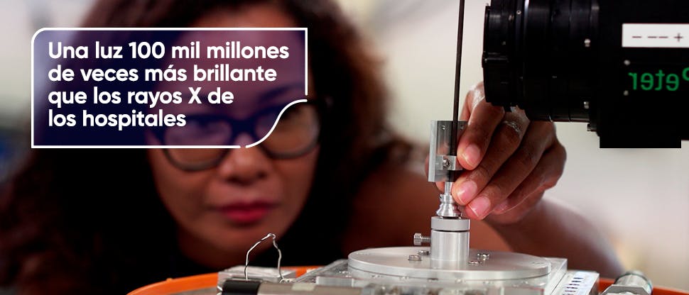 Una luz 100 mil millones de veces más brillante que los rayos X de los hospitales