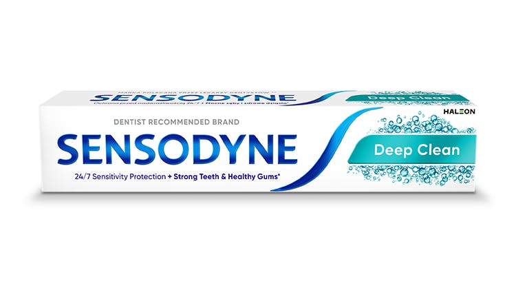 Zdjęcie opakowania pasty do zębów Sensodyne Deep Clean