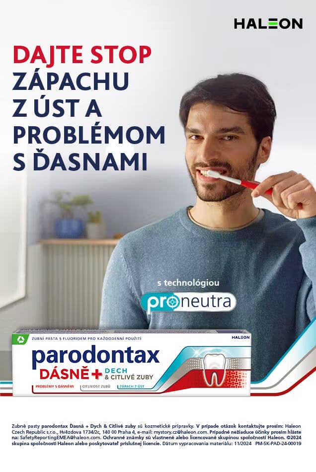 Γυναίκα που βουρτσίζει τα δόντια
