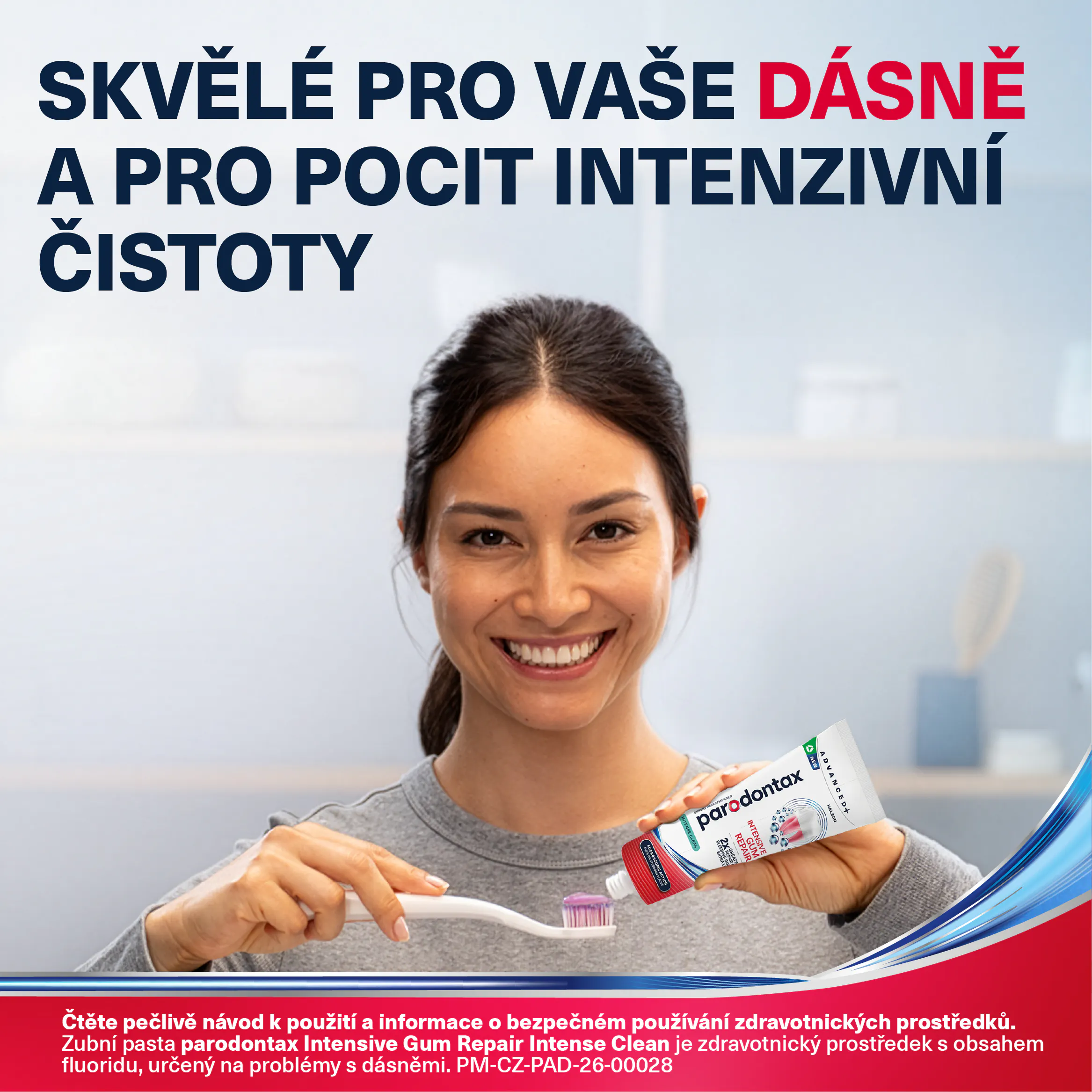 Zubní pasta Parodontax Aktivní obnova dásní Whitening