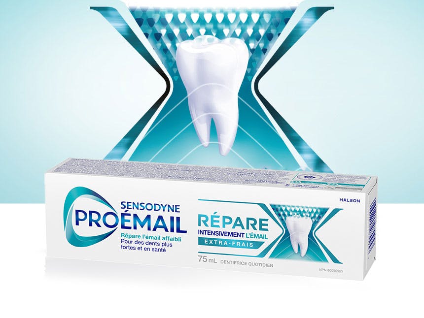Illustration d’une dent sur fond bleu et blanc avec l’emballage de Pro-Émail Répare intensivement l’émail Extra-frais