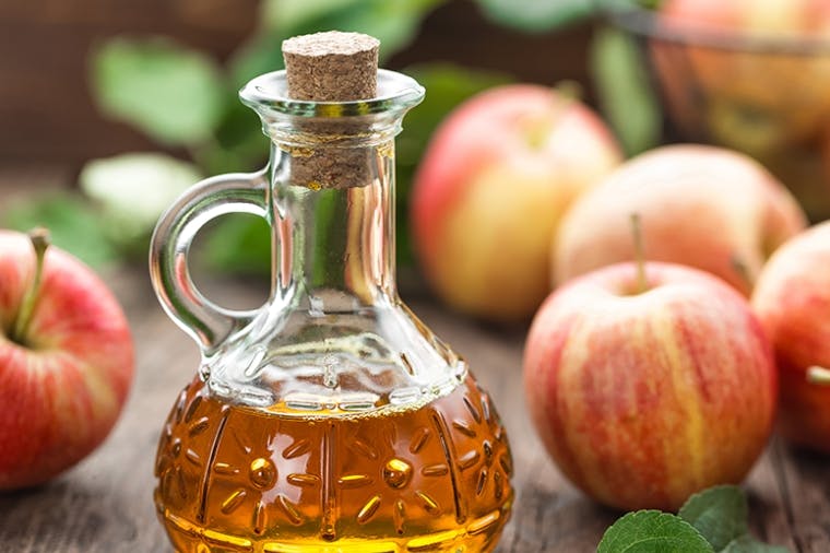 Apple cider vinegar for teeth whitening