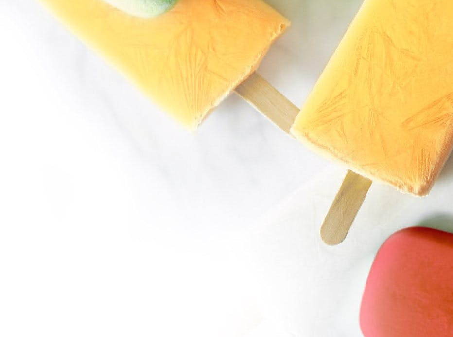 Cold ice pops that can result in tooth pain