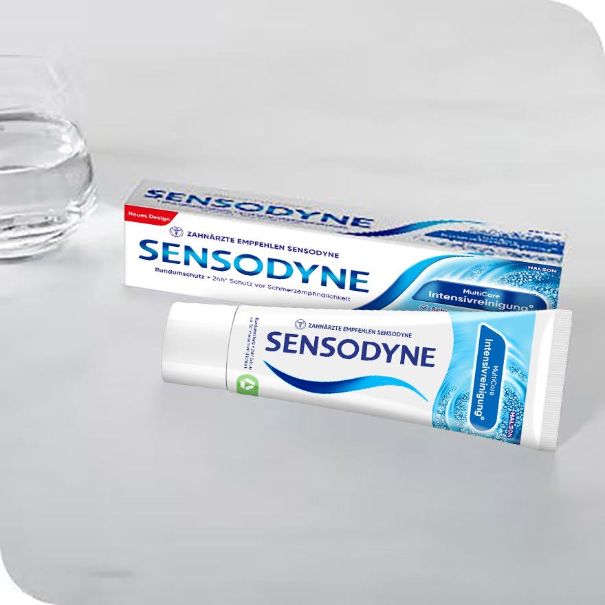 Treating tooth sensitivity with Sensodyne toothpastes
