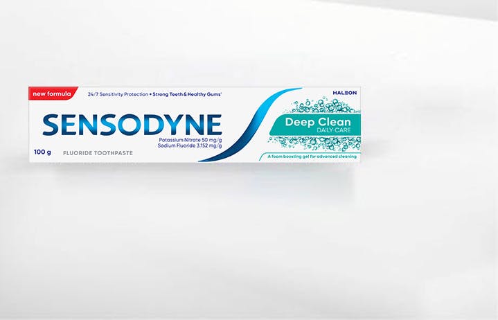 Sensodyne Deep Clean Toothpaste 100g