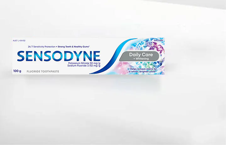 Brushing teeth to maintain healthy teeth