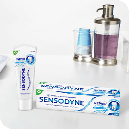 Treating tooth sensitivity with Sensodyne toothpastes