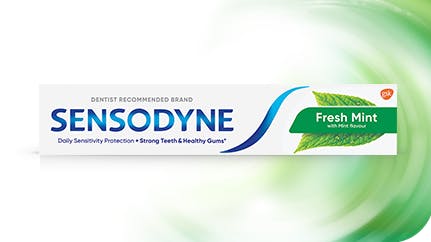 Sensodyne Fresh Mint toothpaste pack