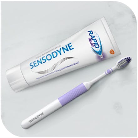 How Sensodyne Toothpaste can help with sensitive teeth symptoms