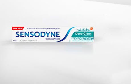 does sensodyne contain fluoride