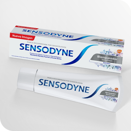 Envases de crema dental Sensodyne Blanqueadora suave