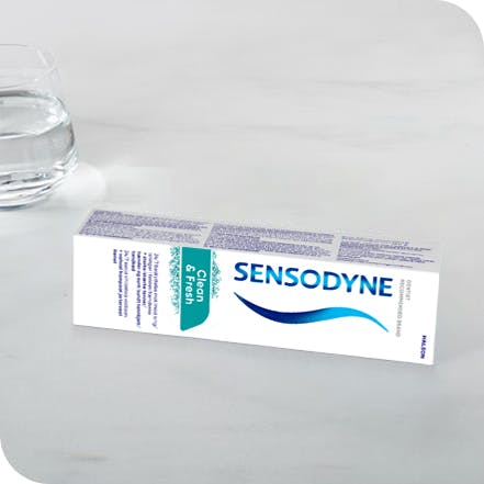 Vihlovien hampaiden hoito Sensodyne hammastahnoilla