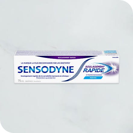 Comment le dentifrice Sensodyne peut aider à soulager les symptômes de la sensibilité dentaire