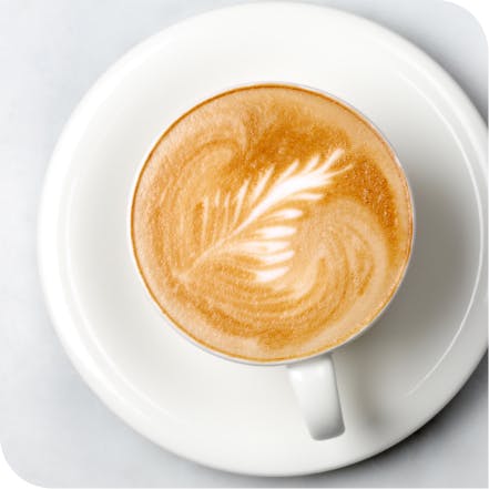 O café quente pode ser a causa dos seus sintomas de sensibilidade dentária