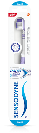 Escova de dentes suave Sensodyne Rapid Action