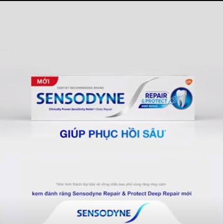 Sensodyne Mineral Boost toothpaste & rock crystal  
