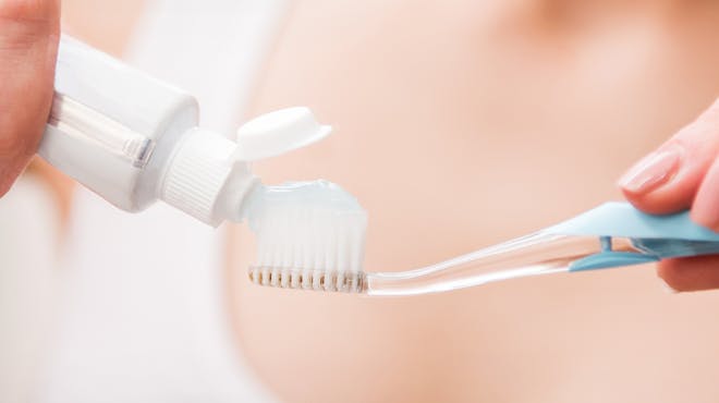 Tooth Paste For Sensitive teeth