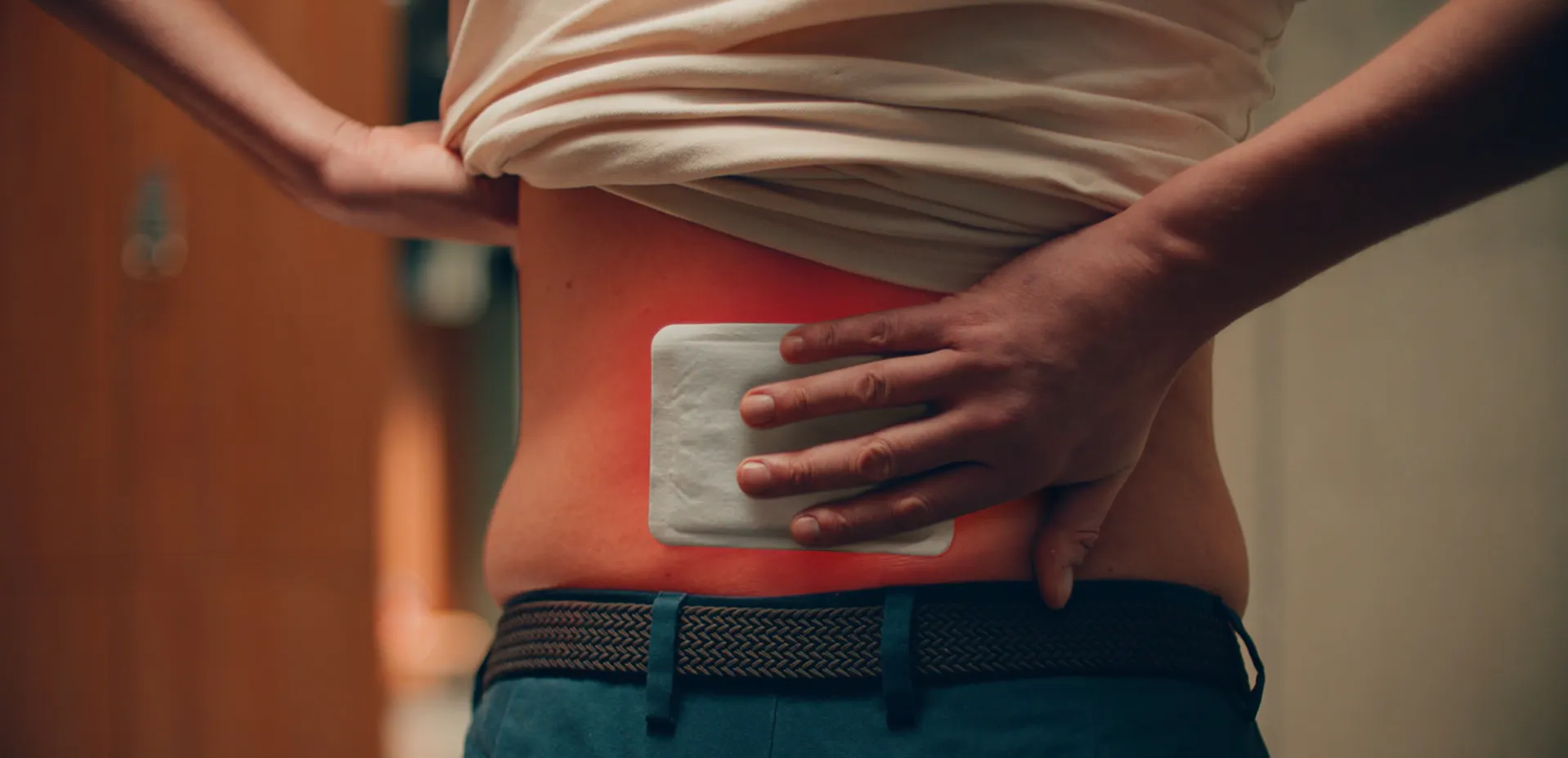 Video zur Wirkung des VoltaHeat Wärmepflasters für langanhaltende Wärme bei Muskelverspannungen.