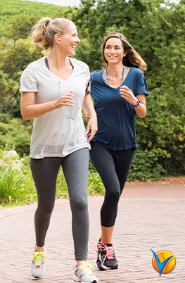 Dos mujeres corriendo para mantenerse en forma - Voltadol 