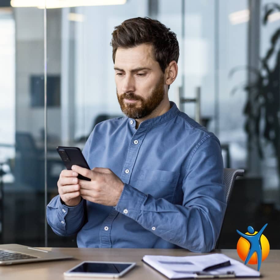 Elderly couple jogging - learn about osteoarthritis causes