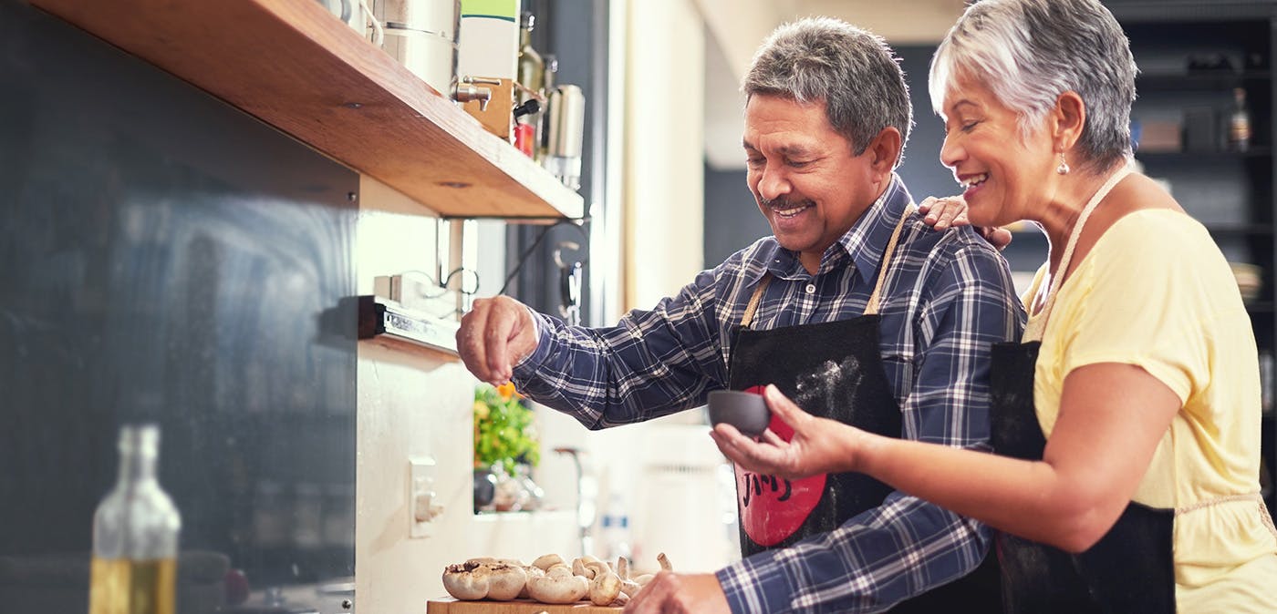 How Older Adults Can Manage Arthritis Hand Pain in the Kitchen