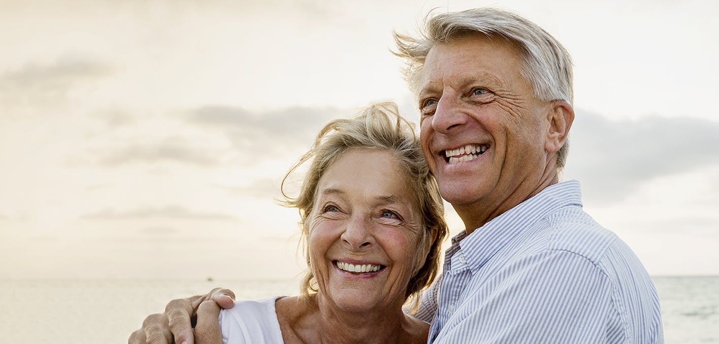 An old couple looking into the distance