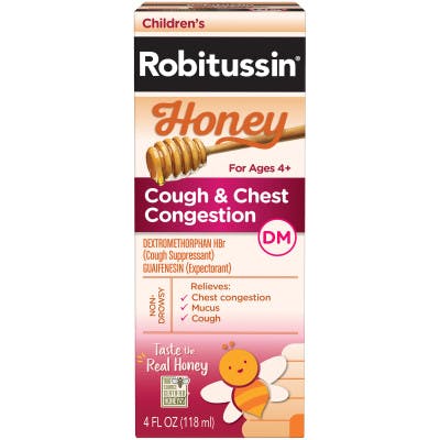 una caja colorida de Children's Robitussin Honey para la tos y congestión con un dibujo de abeja sobre el fondo blanco